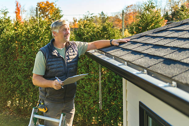 Professional Roofing technician working in Arcadia, IN